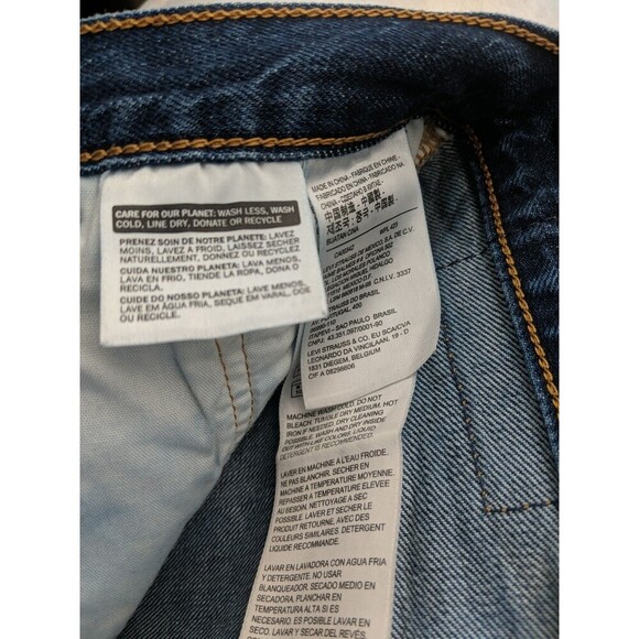 Levis 501 Distressed Cutoff Denim Shorts Cherry Patch Button Fly Size 25 - Picture 6 of 16